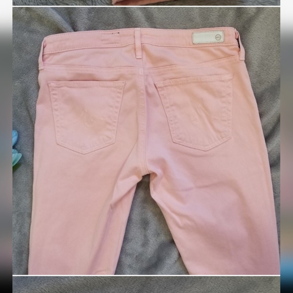 Pink Jeans 🩷 - Picture 5 of 9